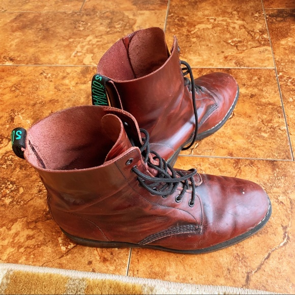 solovair burgundy rub